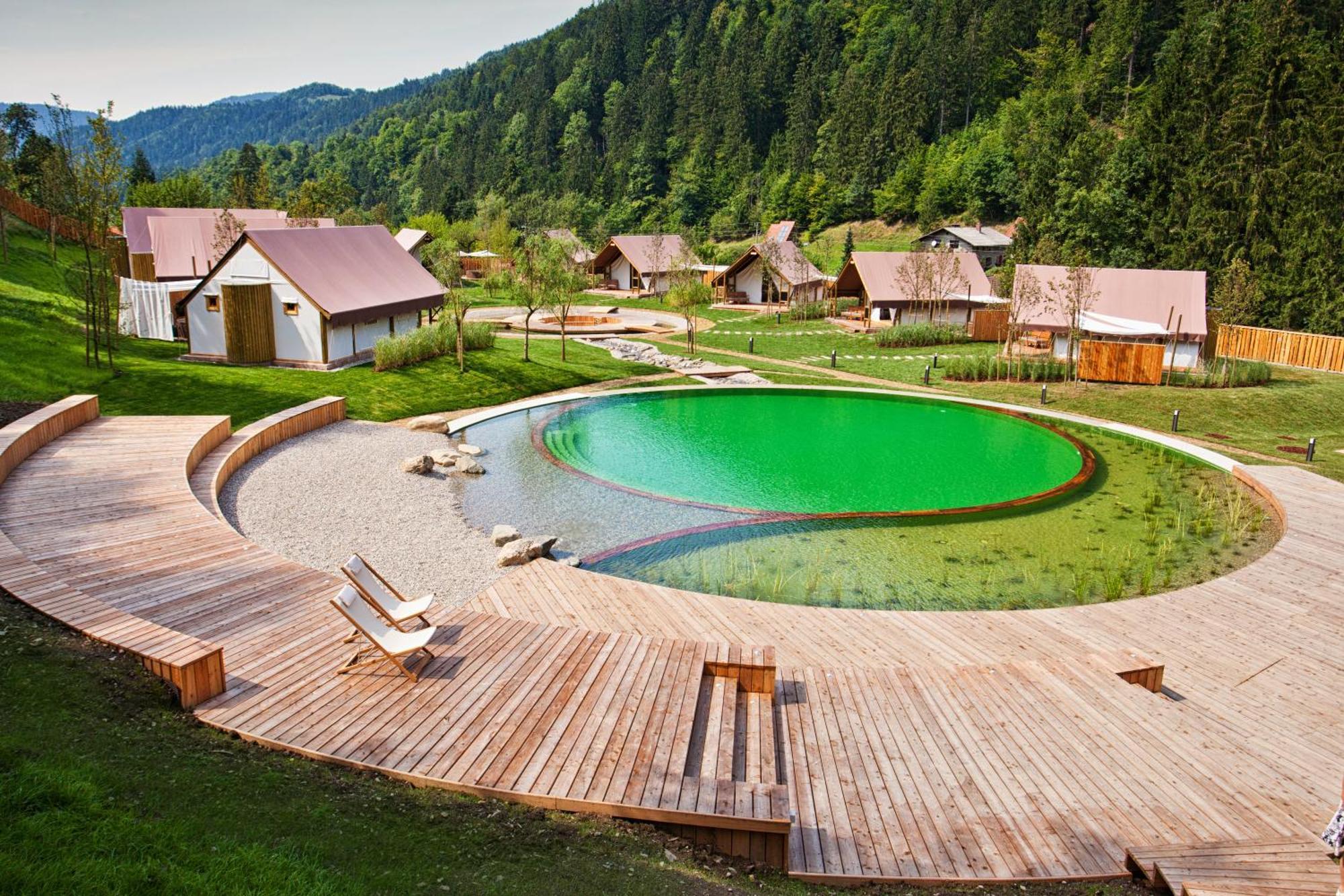 Herbal Glamping Resort Ljubno ภายนอก รูปภาพ